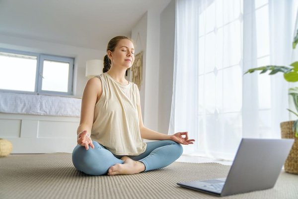 Quali sono i benefici della meditazione per la gestione dello stress?